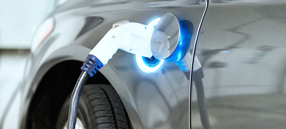 charger in electric vehicle