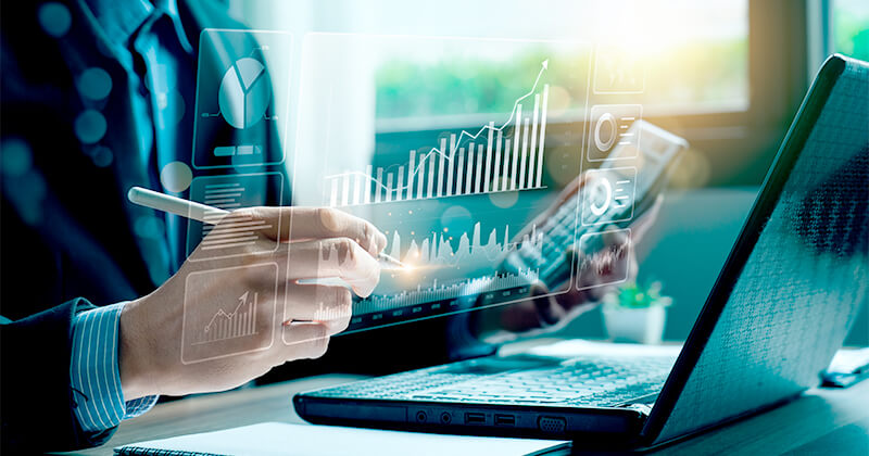 banks-choose-experian-data