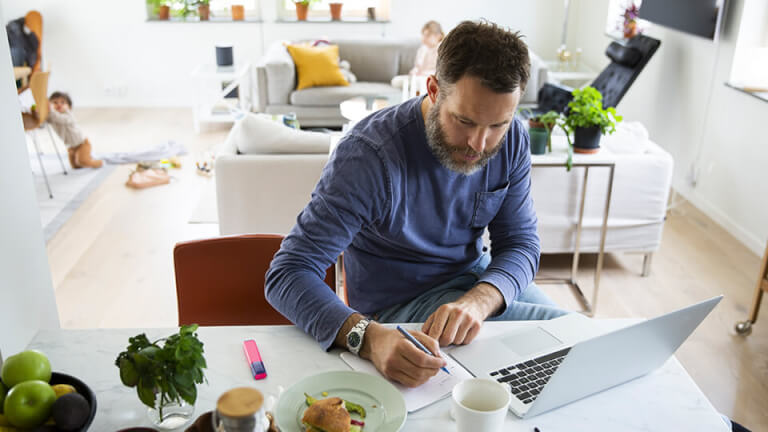 Income Insight | Experian