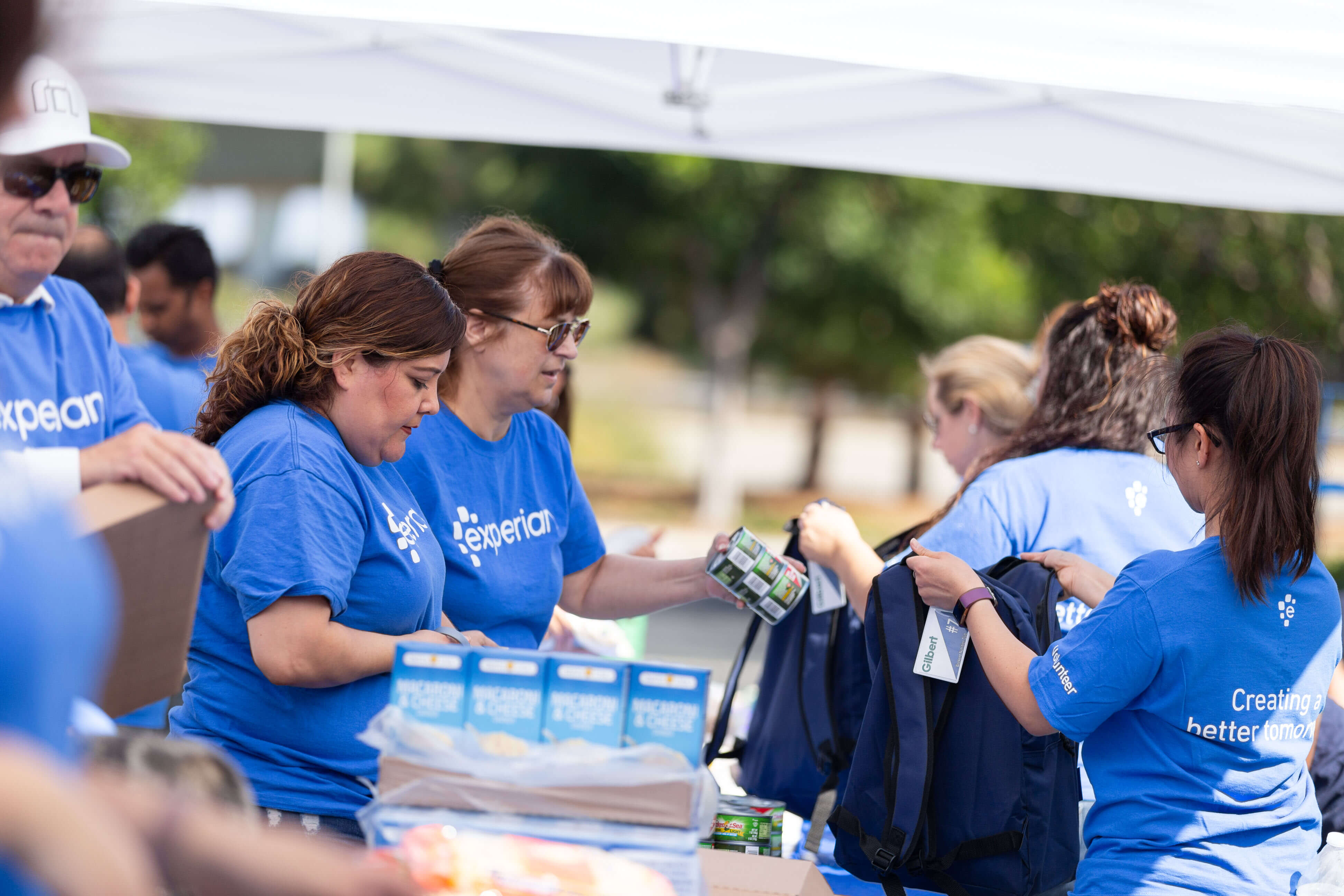 Experian employees using their volunteer time off 